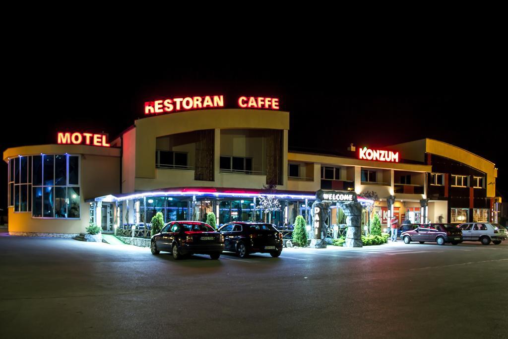 Motel Dani Nova Bila Екстериор снимка
